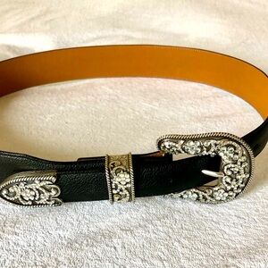 Ariat belt